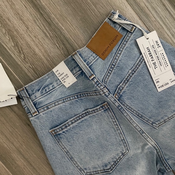 BNWT Aritzia Denim Forum Jeans - Picture 4 of 4